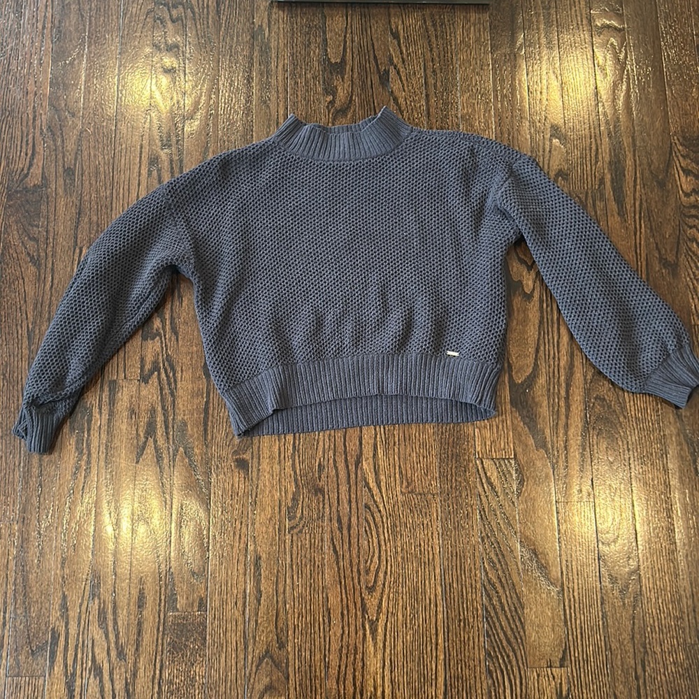 Hollister Knit sweater